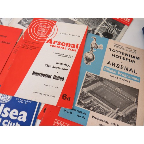 251 - Thirty-one 1960's Football programmes to include, Arsenal, Chelsea, Liverpool, Everton, Tottenham Ho... 