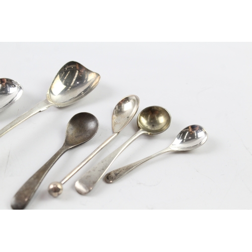 485 - 10 x Antique / Vintage .925 Sterling Silver Codiment Spoons Inc Georgian (65g)