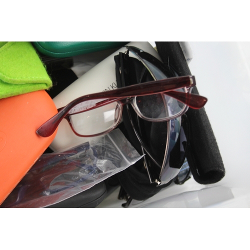 529 - Sunglasses Joblot Assorted Inc Branded, Plastic, Metal, Modern, Cases Etc Joblot