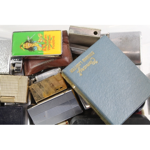 538 - Collection Of Vintage Lighters Inc Molectric, Ronson, Calibri, Sarome Etc x 40