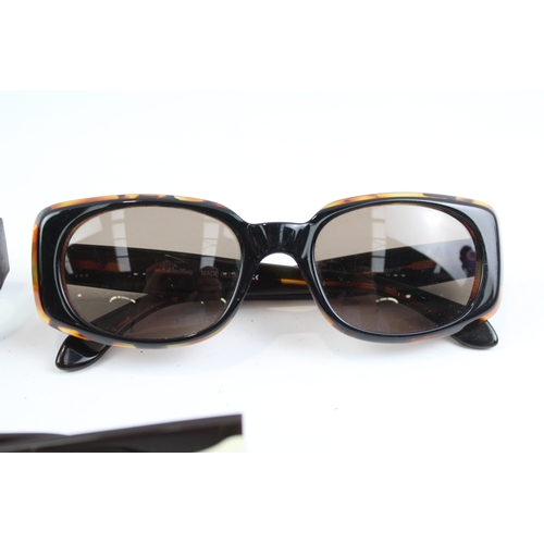 602 - Designer Sunglasses / Glasses Inc MaxMara, Exte, D&G x 3