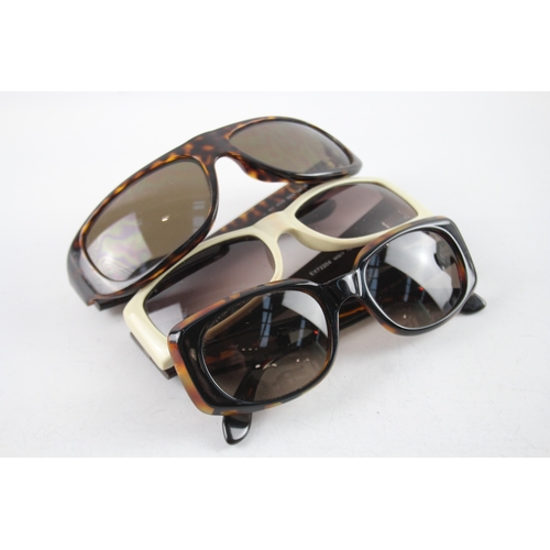 602 - Designer Sunglasses / Glasses Inc MaxMara, Exte, D&G x 3