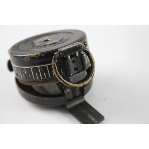 633 - WW2 1943 Dated British Military Fluid Filled Compass Maker T.G & Co London