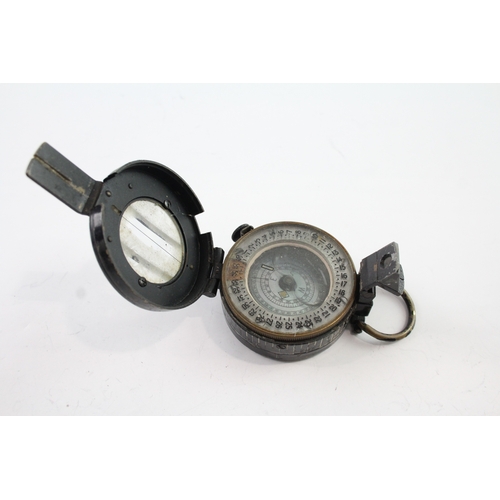 633 - WW2 1943 Dated British Military Fluid Filled Compass Maker T.G & Co London