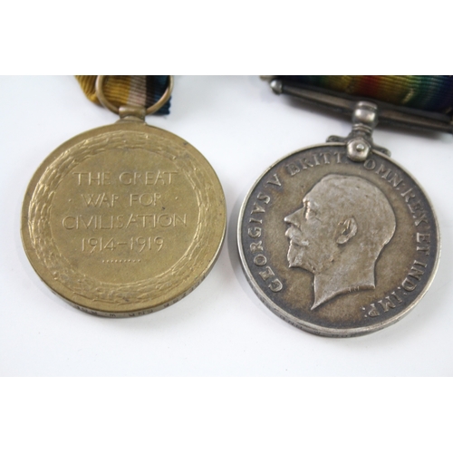 485 - WW1 Medal Pair 806298 Gnr W. Roe RA x 2