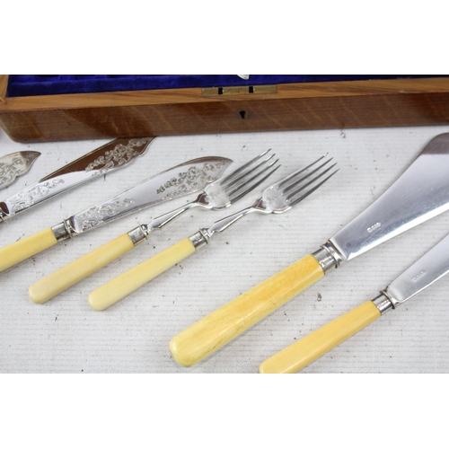 501 - Vintage Cutlery Sets Silver Plated Fish Set with Serving Pair & Wooden Canteen