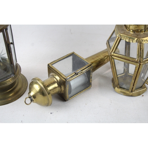 503 - Five Vintage Brass Wall Sconce Lamps Handheld Ornamental, Untested