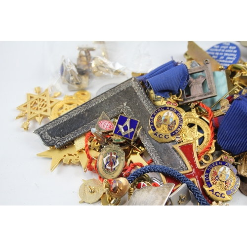 509 - Badges, Cufflinks, Jewels Inc Masonic, ROAB, Enamel, Repairs, Etc Joblot