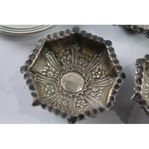 594 - 5 x Antique / Vintage .925 Sterling Silver Dishes Inc Condiment, Pin 44g