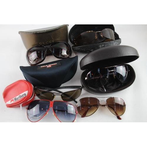 646 - Designer Sunglasses / Glasses Assorted Branded In Case x 6