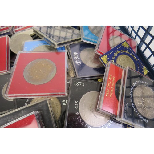 17 - Assortment of collectable coinage