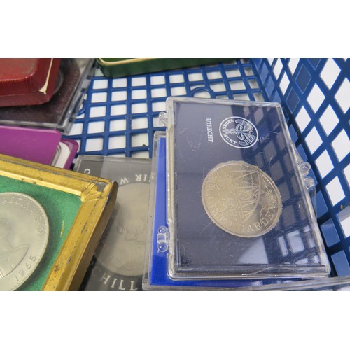 23 - Assortment of collectable coinage