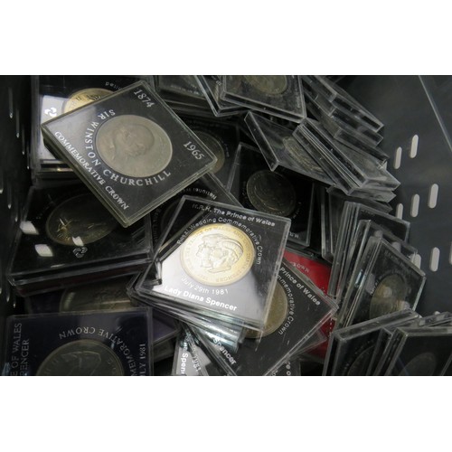 29 - Assortment of collectable coinage