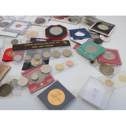 36 - Assortment of collectable coinage