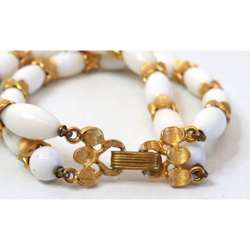 89 - Vintage Trifari 1950's Parue double strand bracelet.