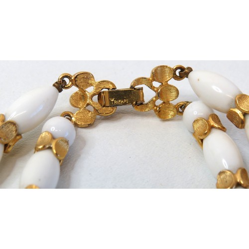 89 - Vintage Trifari 1950's Parue double strand bracelet.