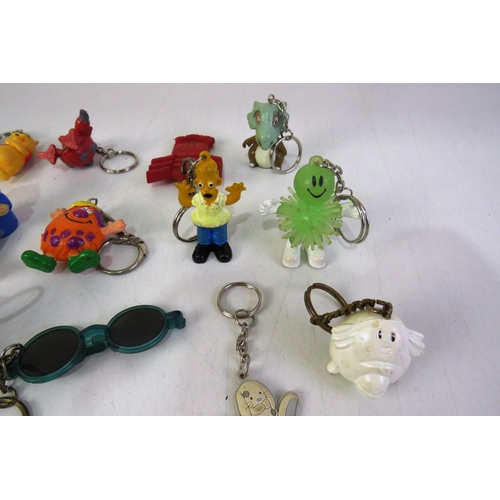 148 - Thirty novelty keyrings