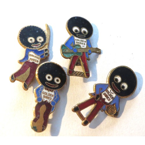 416 - Four vintage c1950's Robertsons Golly enamel badges.