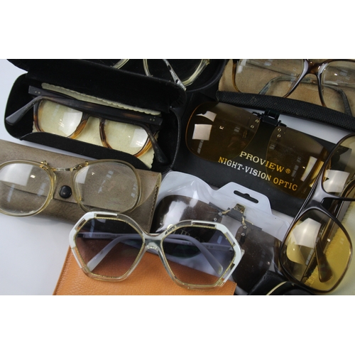 471 - Vintage Sunglasses Retro Plastic Inc Cases, Branded Joblot