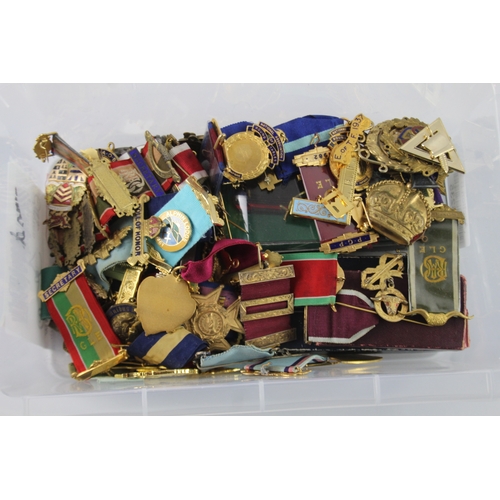 485 - Jewels/Medals Inc Masonic, Rotary Club, ROAB, Vintage, Enamel, Etc Joblot