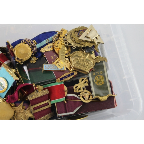 485 - Jewels/Medals Inc Masonic, Rotary Club, ROAB, Vintage, Enamel, Etc Joblot