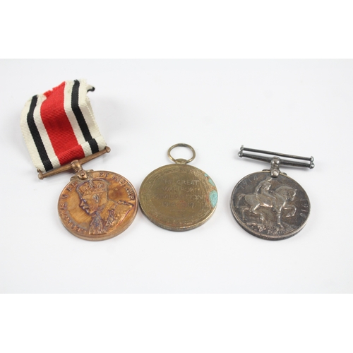 495 - WW1-GV Medals War J.H Norman Sto1 RN Victory Pte Thompson Notts & Derby Etc x 3