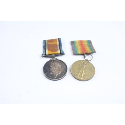 502 - WW1 Medal Pair 38494 Pte L.J Handy D. Of CLI x 2