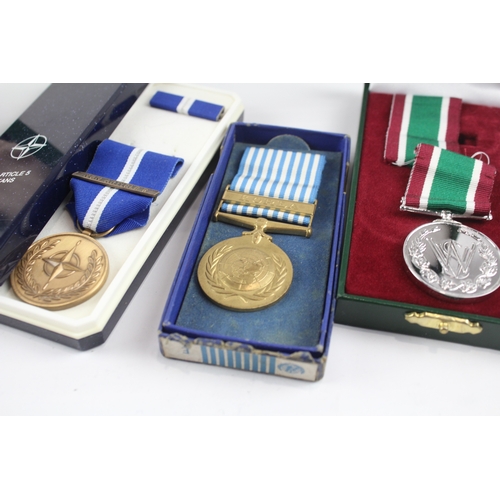 503 - Boxed Medals Inc Liberation Of Kuwait, UN, Korea, Etc x 4