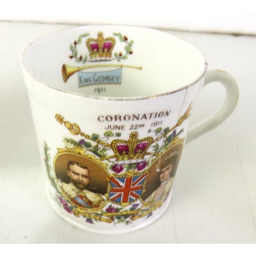 285 - Job lot of Royal Memorabilia to include cups, plates, trinket pots, Shelley etc.