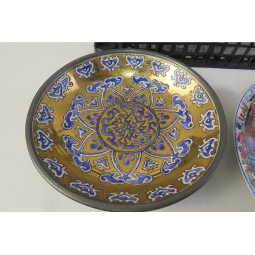 290 - Misc collectables to include cloisonne, plates etc.