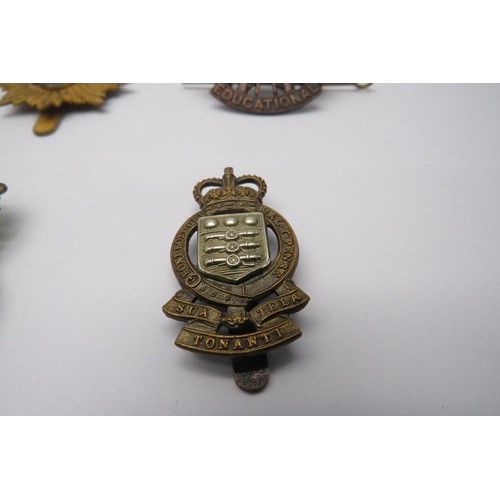 36 - 15 Military Cap/Regiment Badges