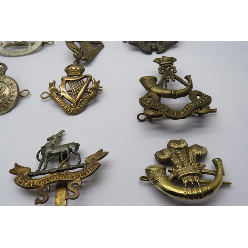 50 - 16 Military Cap/Regiment badges