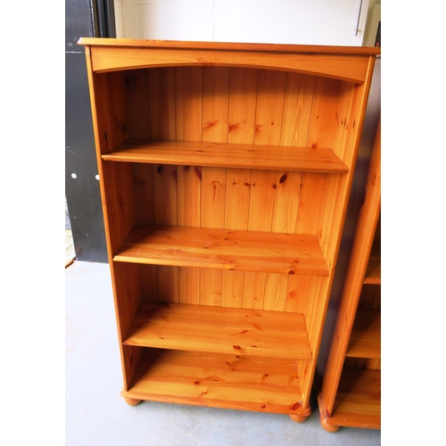 337 - Pair of pine book shelves