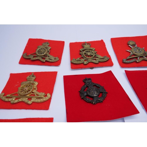 3 - 19 Military cap/Regiment badges