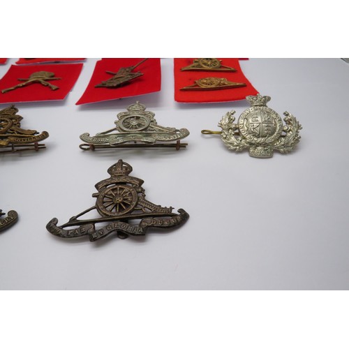 3 - 19 Military cap/Regiment badges