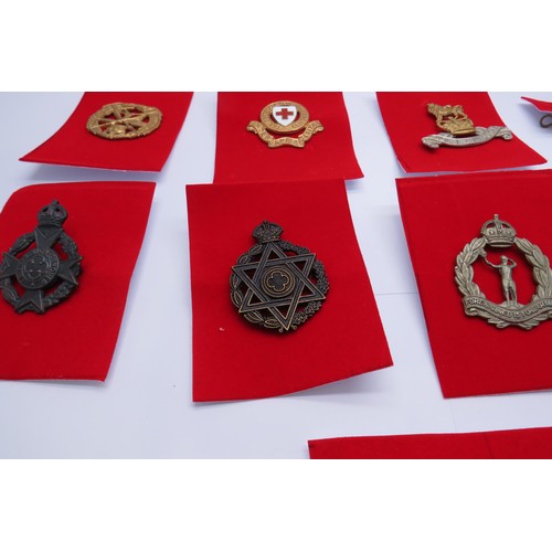 4 - 18 Military cap/Regiment badges