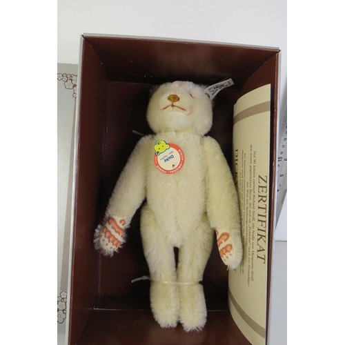 401 - 1992 repro of 1930 dicky steiff bear