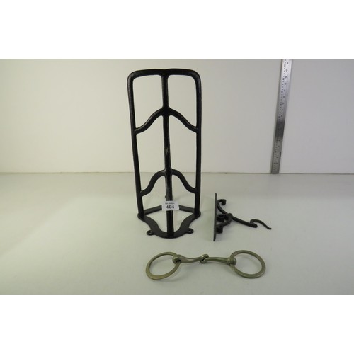 404 - Saddle stand with tack hook and bit