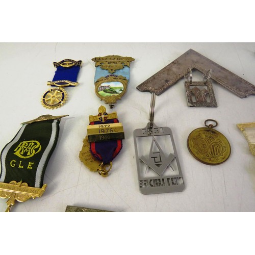 531 - Joblot of masonic badges and medals