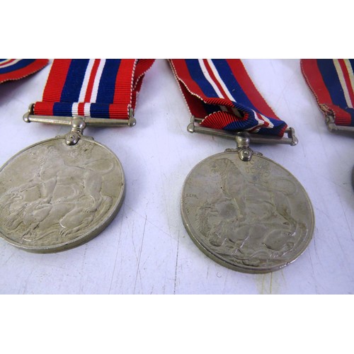 542 - Ten WWII medal five stars and five war medals