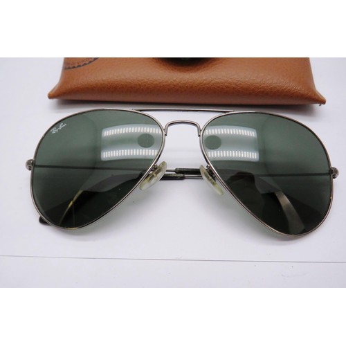 561 - Ray Ban sunglasses in the case