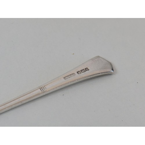 131 - Boxed silver cake slicer sheffield - 35g