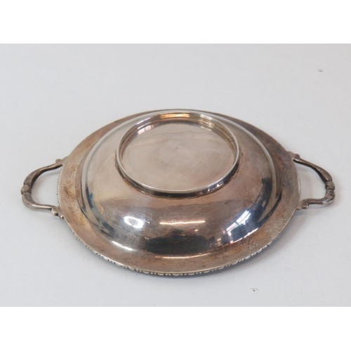 138 - Silver two handled dish - London Hallmarks- 53g