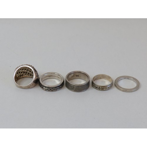 221 - Five silver rings