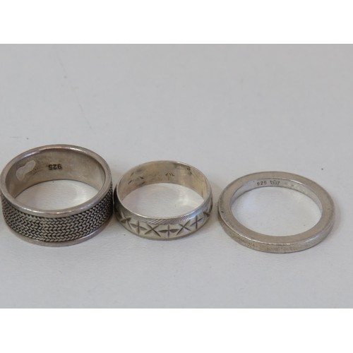 221 - Five silver rings