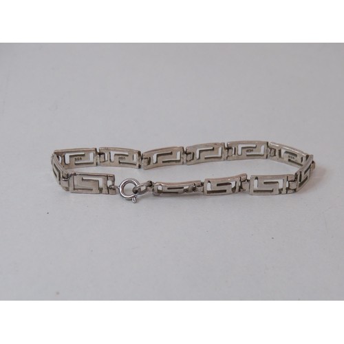 241 - Boxed silver bracelet