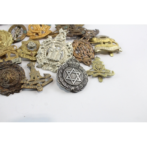 14 - Military Cap Badges Inc Australian, RFC, Irish Guards, Etc Joblot