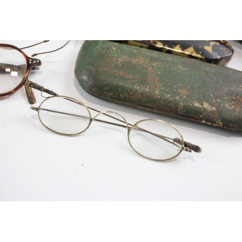 18 - Antique Eyewear Inc Plated, Cases, Etc Joblot