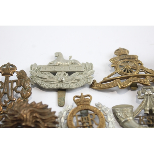 21 - Military Cap Badges Inc Grenadier Guards, KSLI, Glosters, Etc x 10