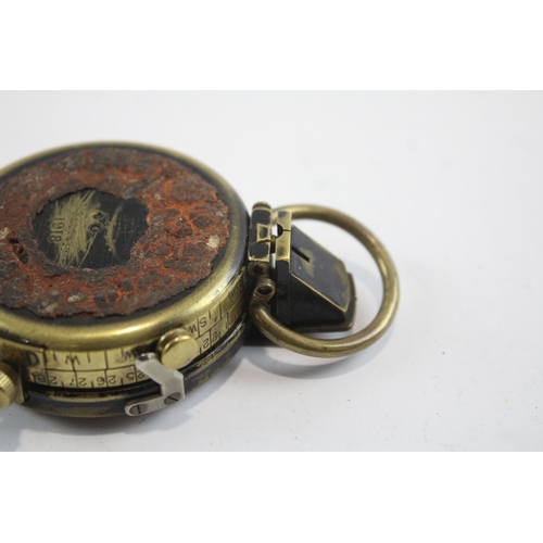 23 - WW1 1918 Verners Pattern British Military Compass F-L Maker